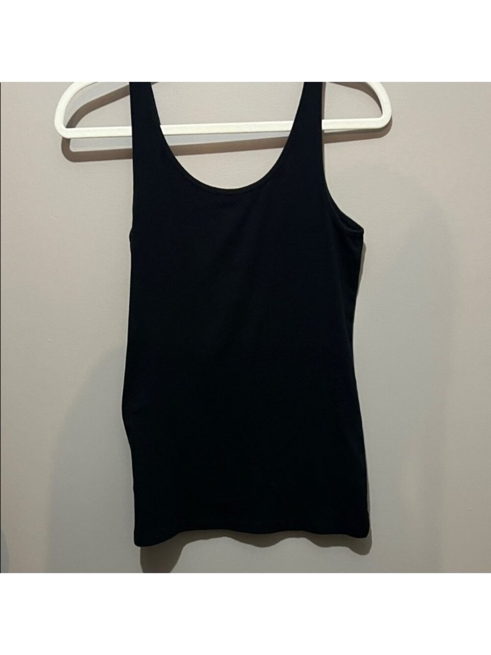 Women's Black  Top - Picture 2 of 2